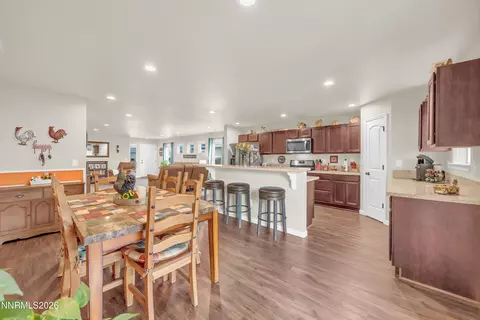 Dining - 2552 Ladera Dr, Fallon, NV 89406 photo 2 of 2