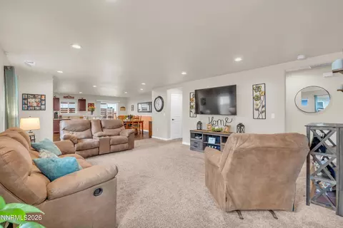 Living - 2552 Ladera Dr, Fallon, NV 89406 photo 1 of 1