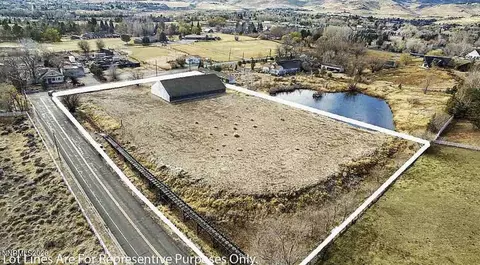 1615 W Huffaker Ln, Reno, NV 89511
