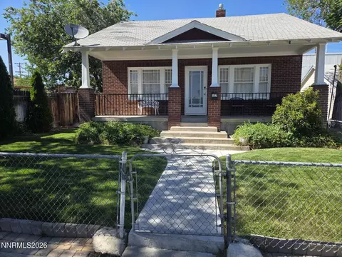127 E Pueblo St, Reno, NV 89502