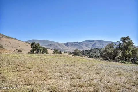 1536 Holbrook Bluffs Ct, Topaz Ranch Estates, NV 89444