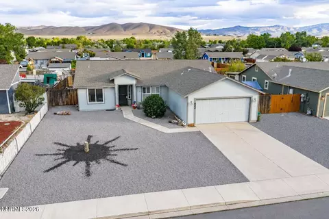 652 Jennys Ln, Fernley, NV 89408