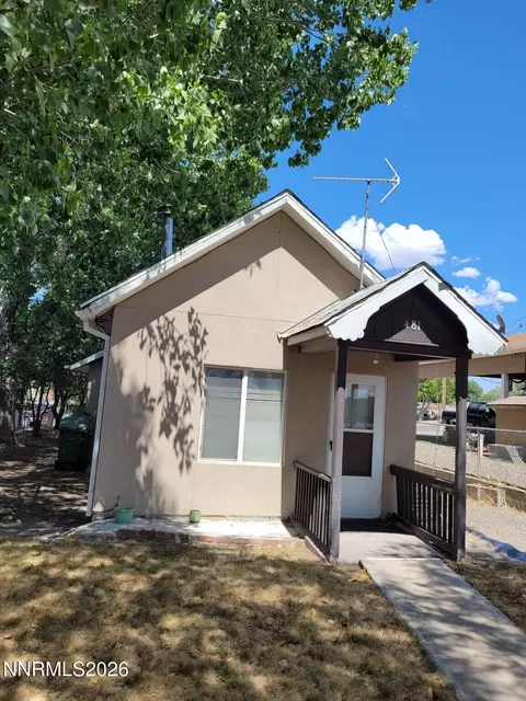 481 Hanson St, Winnemucca, NV 89445