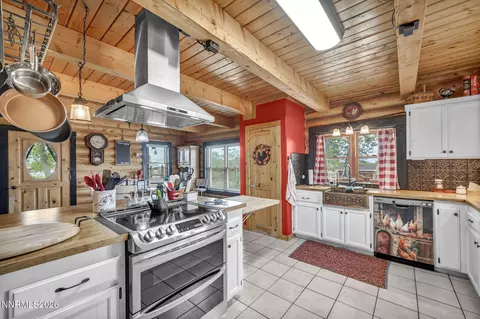 Kitchen - 6340 Westwind Way, Fallon, NV 89406 photo 1 of 5