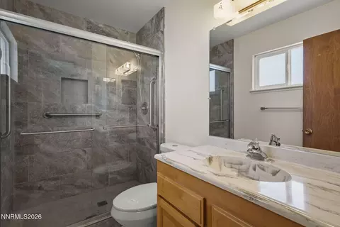 Bath - 2615 Everett Dr, Reno, NV 89503 photo 2 of 3