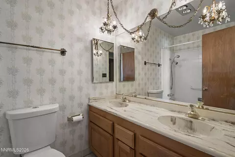Bath - 2615 Everett Dr, Reno, NV 89503 photo 3 of 3