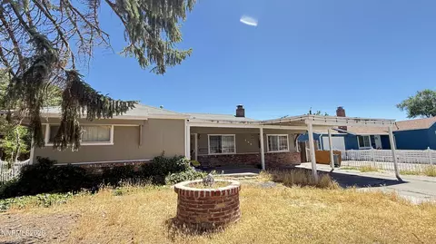 105 Greenbrae Dr, Sparks, NV 89431