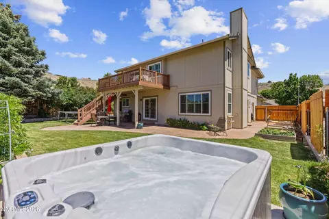 5225 Canyon Crest Ct, Sparks, NV 89436