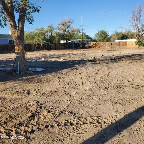 2860 Winnemucca St, Silver Springs, NV 89429