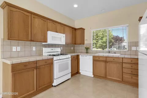 Kitchen - 1820 Jamboree Dr, Reno, NV 89521 photo 2 of 4