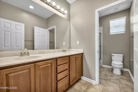 Bath - 520 Needles Ct, Reno, NV 89521 photo 3 of 3