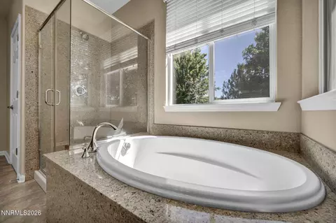 Bath - 520 Needles Ct, Reno, NV 89521 photo 2 of 3