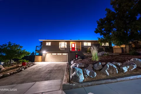 3301 Lodestar Ln, Reno, NV 89503