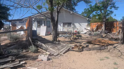 335 Imperial Rd, Dayton, NV 89403