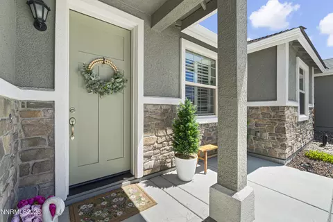 Exterior - 752 E Cottage Loop, Gardnerville, NV 89460 photo 4 of 7