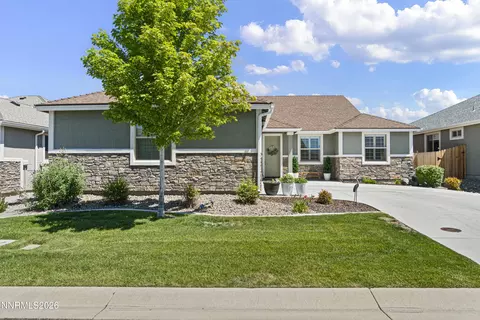 Exterior - 752 E Cottage Loop, Gardnerville, NV 89460 photo 2 of 7