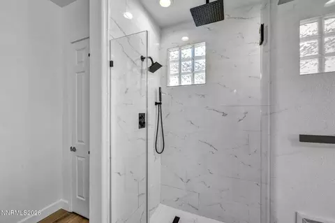 Bath - 1658 Bridgeview Ct, Reno, NV 89521 photo 8 of 13