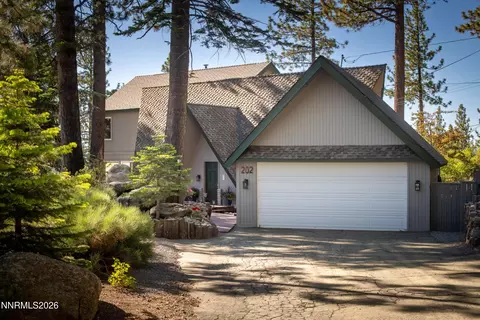 202 Sugar Pine Cir, Glenbrook, NV 89413