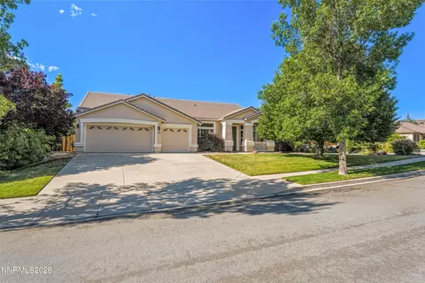 7483 Europa Dr, Sparks, NV 89436