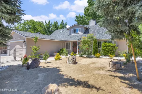 7415 Offenhauser Dr, Reno, NV 89511