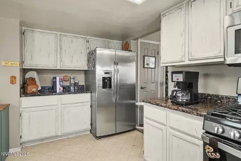 Kitchen - 5155 Candee Ln, Fallon, NV 89406 photo 2 of 3