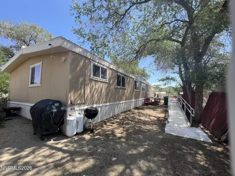 103 Grumpy Ln, Sun Valley, NV 89433