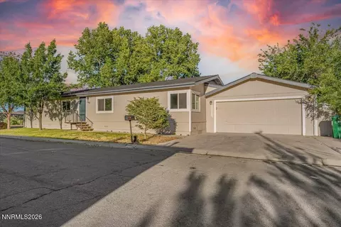 360 Ave De La Couleurs, Sparks, NV 89434