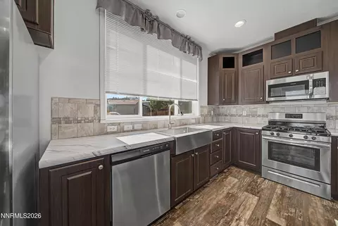 6125 Middle Fork Dr, Sun Valley, NV 89433 photo 8