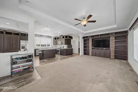 6125 Middle Fork Dr, Sun Valley, NV 89433