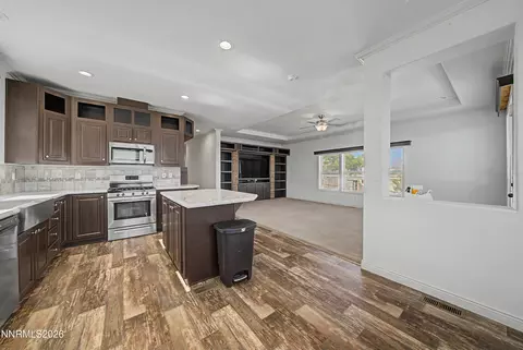 6125 Middle Fork Dr, Sun Valley, NV 89433 photo 7