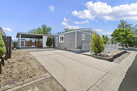 786 Chari Dr, Mound House, NV 89706