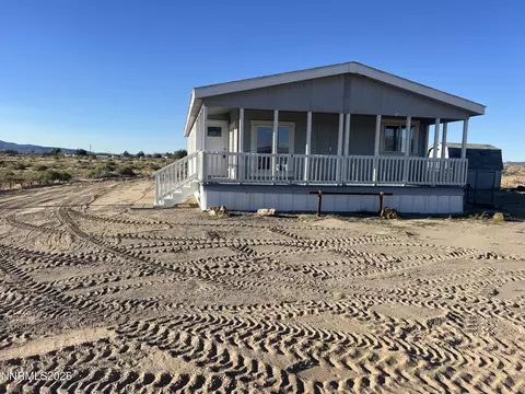 2100 E Badger St, Silver Springs, NV 89429