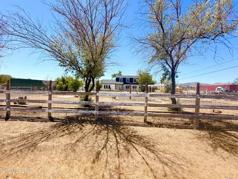 1301 Idaho Ave, Silver Springs, NV 89429