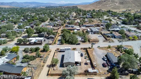 275 Pit Ln, Sun Valley, NV 89433