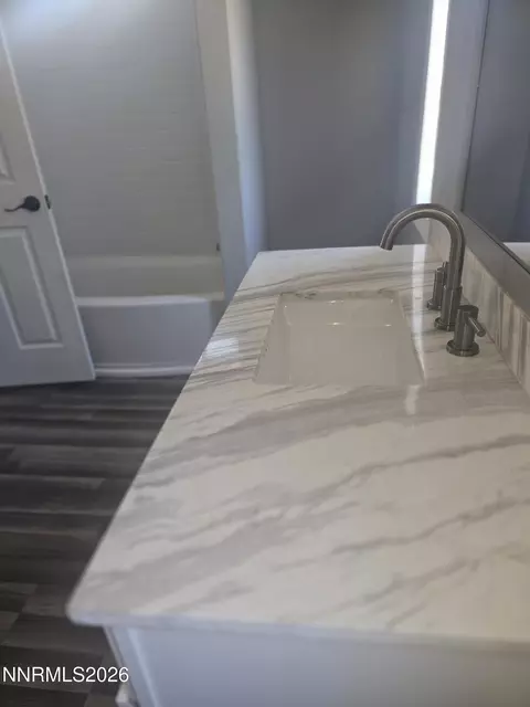 Bath - 1060 S Lee Ave, Fallon, NV 89406 photo 5 of 5