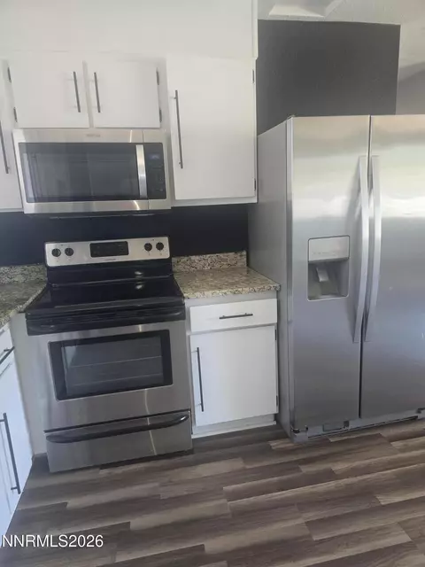 Kitchen - 1060 S Lee Ave, Fallon, NV 89406 photo 1 of 2