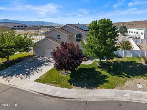 1358 White Bluffs Cir, Fernley, NV 89408