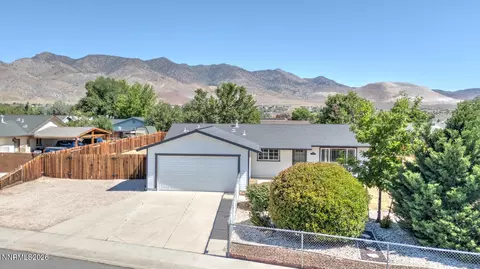 196 Gordon Ln, Dayton, NV 89403