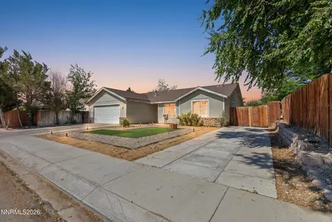 161 Rosecrest Dr, Fernley, NV 89408