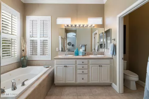 Bath - 9697 Shadowstone Way, Reno, NV 89521 photo 1 of 3
