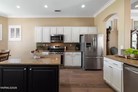 Kitchen - 9697 Shadowstone Way, Reno, NV 89521 photo 2 of 4
