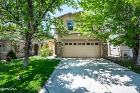 6711 Altesino Dr, Sparks, NV 89436