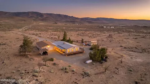 11255 Stallion Springs Cir, Stagecoach, NV 89429