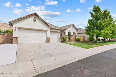 10770 Summer Glen Dr, Reno, NV 89521
