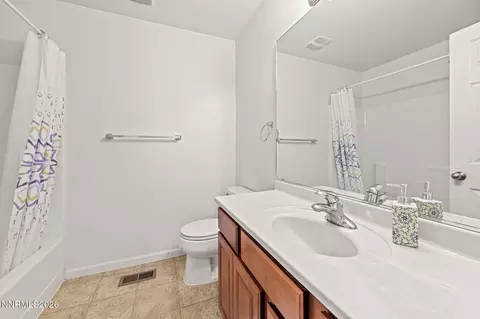 Bath - 806 Karry Way, Fallon, NV 89406 photo 1 of 2