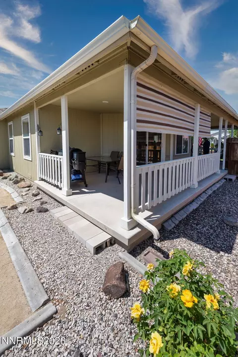 Exterior - 806 Karry Way, Fallon, NV 89406 photo 5 of 8