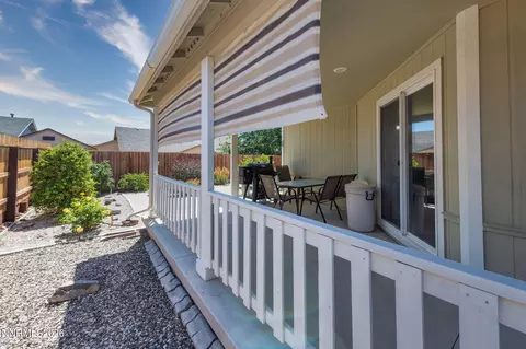Exterior - 806 Karry Way, Fallon, NV 89406 photo 4 of 8
