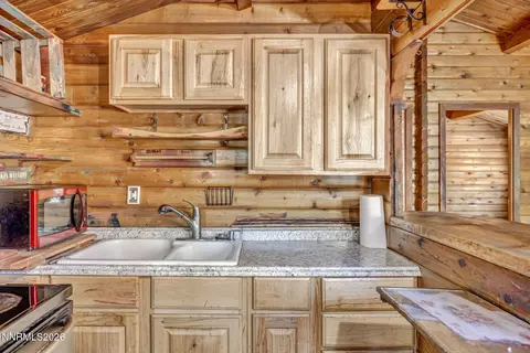 Kitchen - 77 Ox Bow, Markleeville, CA 96120 photo 2 of 4