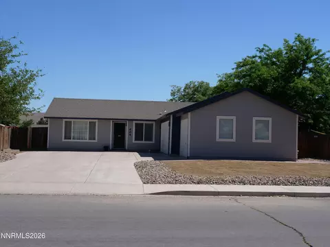 604 Jennys Ln, Fernley, NV 89408
