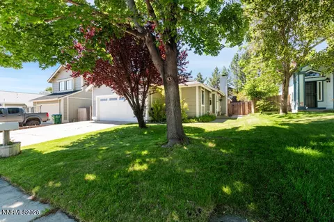5880 Starcrest Ave, Reno, NV 89523